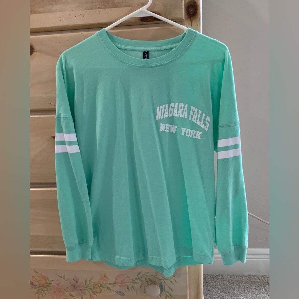 Women’s Small Light Blue Niagara Falls Long Sleeve Shirt